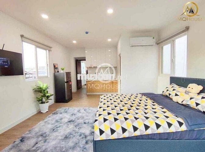 STUDIO FULL NỘI THẤT CỬA KÍNH LỚN NGAY KHU SÂN BAY - TÂN BÌNH