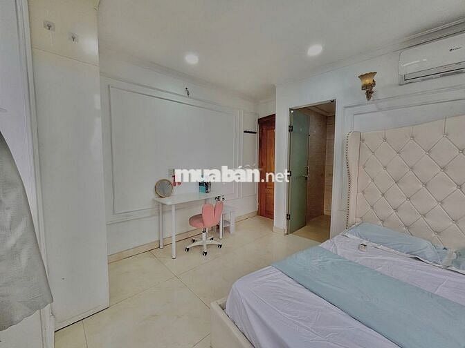 PHÒNG TẦNG CAO - CỬA SỔ THOÁNG - VIEW ĐẸP