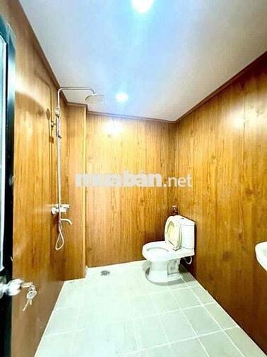 SIÊU PHẨM PENTHOUSE GIÁ 7 TRIỆU BAN CÔNG LỚN