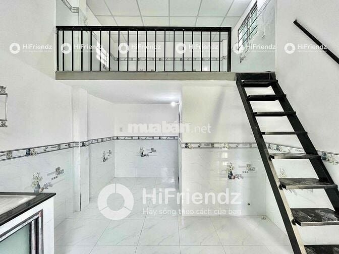 Phòng DUPLEX SẴN MÁY LẠNH NGAY NGÃ TƯ BỐN XÃ - ĐẦM SEN - GIÁP ĐH VHU