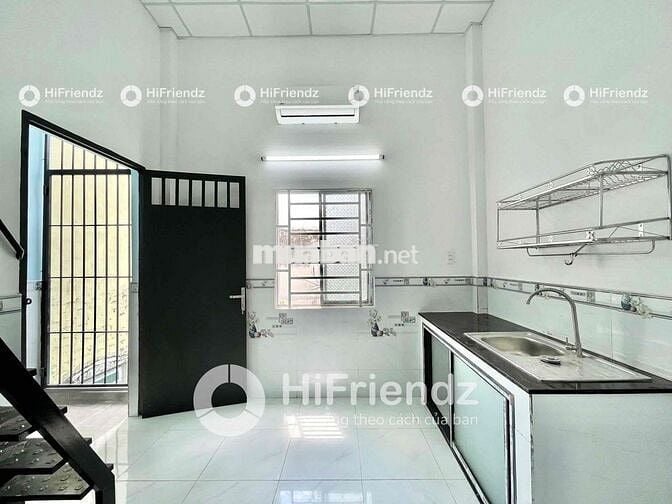 Phòng DUPLEX SẴN MÁY LẠNH NGAY NGÃ TƯ BỐN XÃ - ĐẦM SEN - GIÁP ĐH VHU