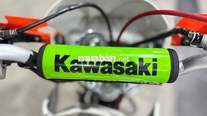 Kawasaki KS2 Trắng, Đỏ, Xanh IRC Thái Lan