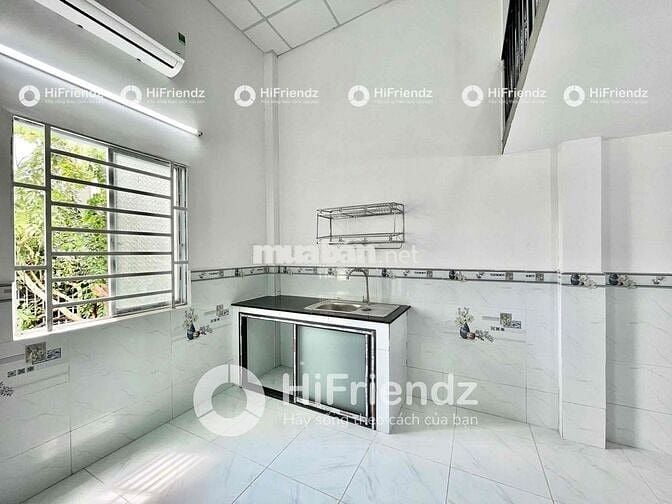 Phòng DUPLEX SẴN MÁY LẠNH NGAY NGÃ TƯ BỐN XÃ - ĐẦM SEN - GIÁP ĐH VHU