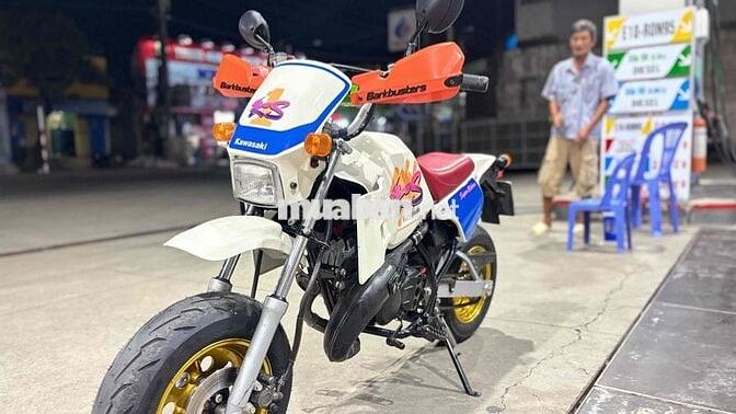 Kawasaki KS2 Trắng, Đỏ, Xanh IRC Thái Lan