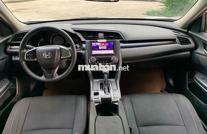 Honda Civic E 2019 Trắng 45.000 Km