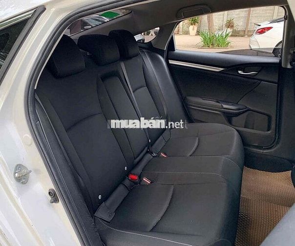 Honda Civic E 2019 Trắng 45.000 Km