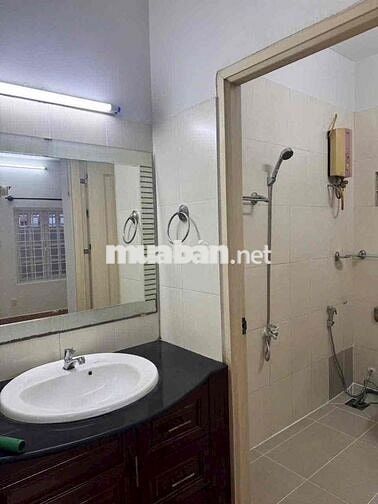 Nhà thuê mặt tiền lê lư giá rẻ