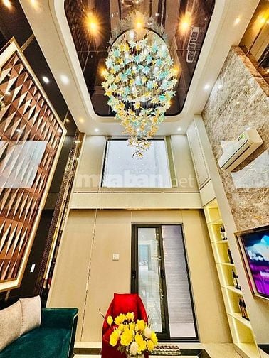 Siêu phẩm 5 Lầu THANG MÁY tuyệt đẹp Cao cấp đường rộng 12m Phạm Văn Bạ