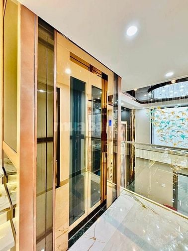 Siêu phẩm 5 Lầu THANG MÁY tuyệt đẹp Cao cấp đường rộng 12m Phạm Văn Bạ