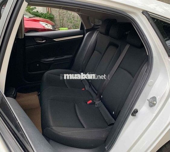 Honda Civic E 2019 Trắng 45.000 Km