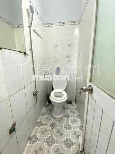 Nguyên căn hẻm ba gác gần lotter 2 phòng ngủ
