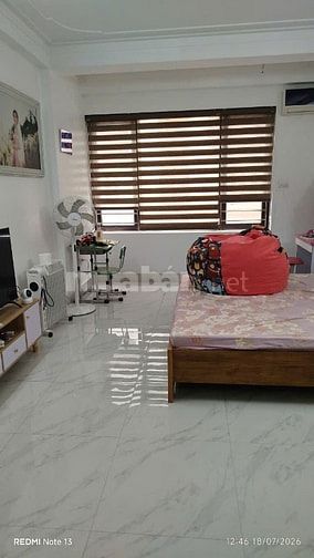 Chính chủ bán nhà 5 tầng phố Nhật Chiêu, gần Hồ Tây, 36m²,ô tô qua nhà