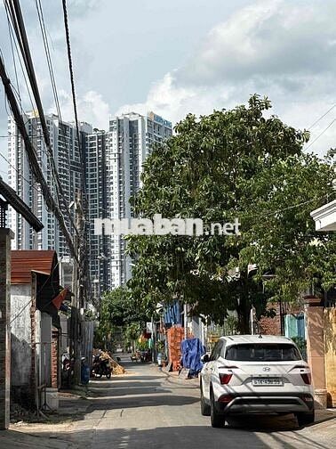 BÁN GẤP 282m2 THỔ CƯ - 2 MT -  GIẢM CÒN 10,9 Tỷ  ngay chợ Bình Hoà