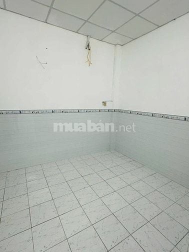 Bán nhà chia tài sản ngay chợ Bờ Ngựa giá chưa đến 2tỷ