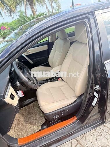 Toyota Corolla Altis 1.8G 2014 Đen 11 vạn km