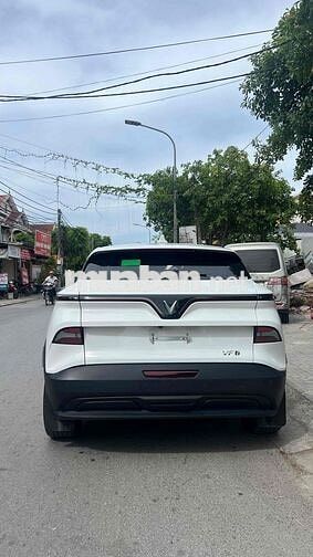 VinFast VF6 Plus 2025 Trắng 30000 km