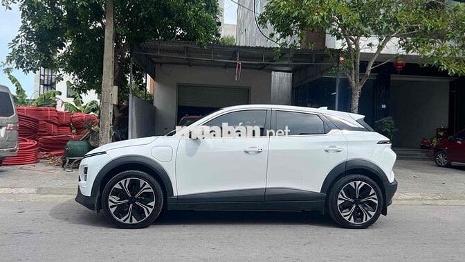 VinFast VF6 Plus 2025 Trắng 30000 km