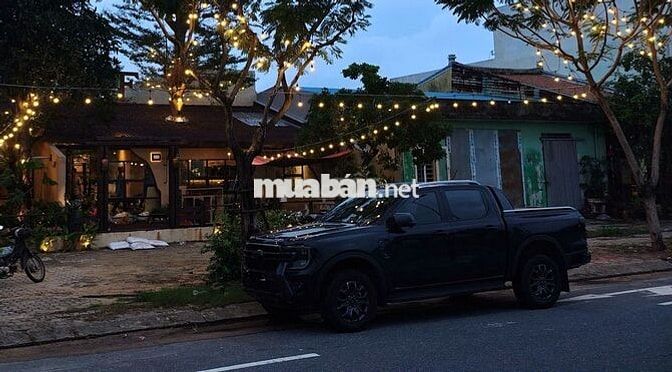 Ford Wildtrak 2025 4x4 màu đen