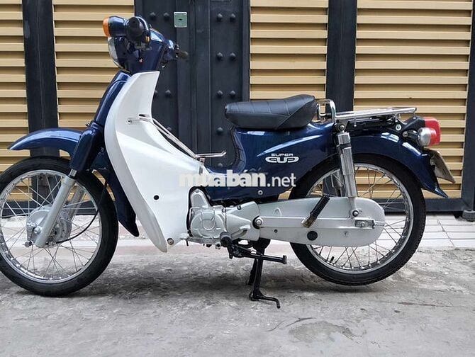 Honda Super Cub Xanh trắng