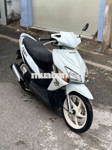 Honda Click Trắng bs 59