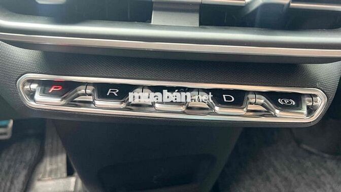 VinFast VF6 Plus 2025 Trắng 30000 km