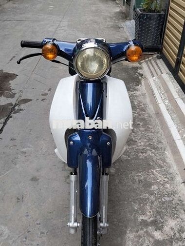 Honda Super Cub Xanh trắng