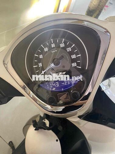 Honda SH Mode Trắng
