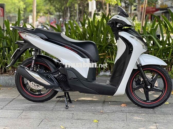 Honda SH 150i ABS 2022 Trắng bạc đen 10.000km