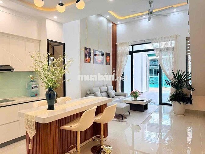 Nhà full nội thất trung tâm cây số 3 - Mặt Tiền Lê Minh Xuân