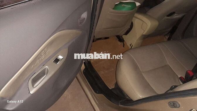 Toyota Vios 2009 màu Nâu vàng