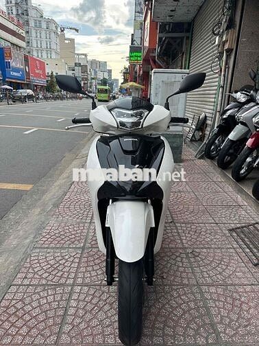 Honda SH 125i 2017 Smartkey Trắng Đen Chính Chủ