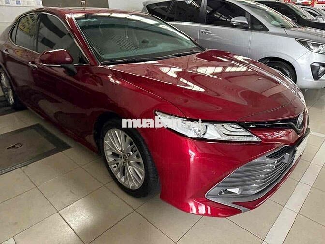 Toyota Camry 2.5G 2021 Đỏ 60.000 km