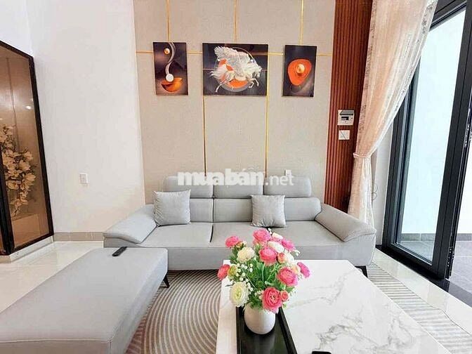 Nhà full nội thất trung tâm cây số 3 - Mặt Tiền Lê Minh Xuân