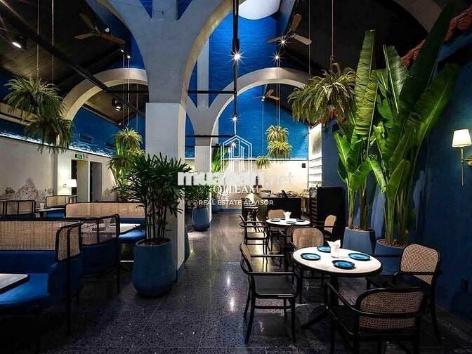 580M2 MẶT TIỀN ĐỒNG KHỞI QUẬN 1 CHO CÁC THƯƠNG HIỆU FNB, SHOWROOM ...