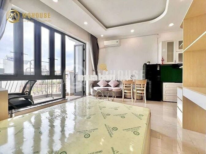🏡 Cho Thuê Studio Nguyễn Kiệm, Phú Nhuận | 40m² Ban Công Riêng