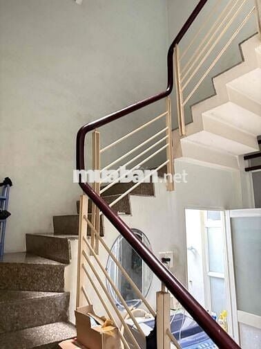 Nhà quận Binh Tân cũ chính chủ ket tiền bán gấp.