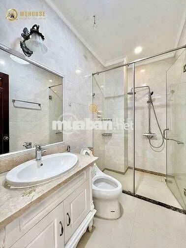 🏡 Cho Thuê Studio Nguyễn Kiệm, Phú Nhuận | 40m² Ban Công Riêng