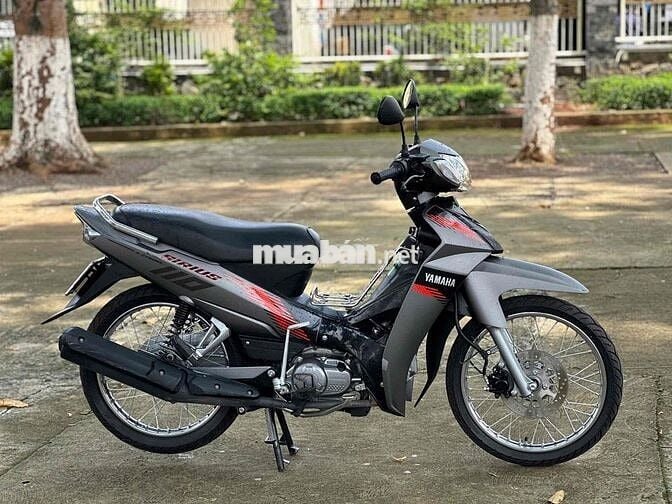 Yamaha Sirius 2024 Xám 1000km