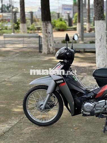 Yamaha Sirius 2024 Xám 1000km
