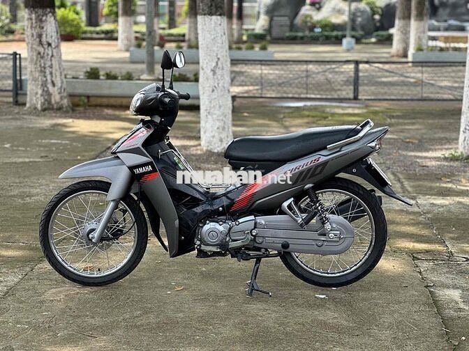 Yamaha Sirius 2024 Xám 1000km