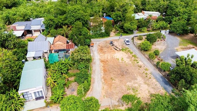 95m2 thổ cư. Đường xe hơi. Gần KCN. Chỉ 199tr hết đất 