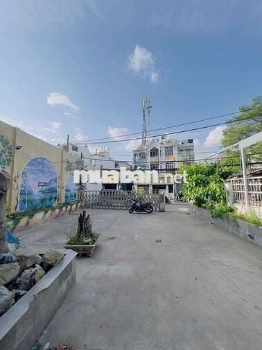 cho thuê nhà mặt tiền lê đức thọ 10x50 đúc 3 lầu tiện kd giá 65tr