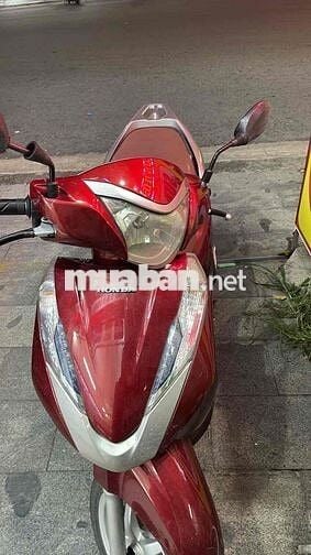 Honda Vision 2025 Cao Cấp màu Đỏ