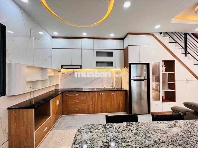 NHÀ ĐẸP FULL NỘI THẤT 2 PHÒNG NGỦ HẺM 911// QUANG TRUNG