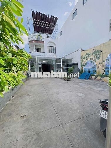 cho thuê nhà mặt tiền lê đức thọ 10x50 đúc 3 lầu tiện kd giá 65tr
