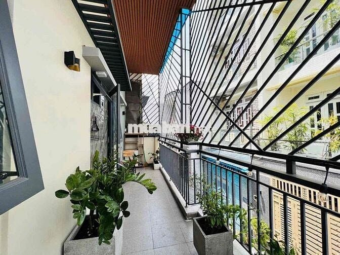 NHÀ ĐẸP FULL NỘI THẤT 2 PHÒNG NGỦ HẺM 911// QUANG TRUNG