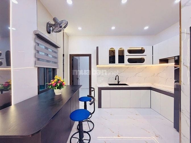 ⭐️Nhà DT:4x15m tuyệt đẹp Cao cấp góc 2 mặt hẻm Nguyễn Kiệm, P3.