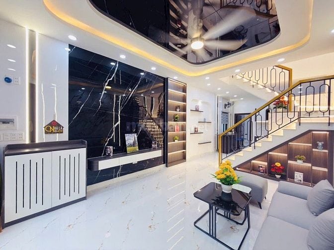 ⭐️Nhà DT:4x15m tuyệt đẹp Cao cấp góc 2 mặt hẻm Nguyễn Kiệm, P3.