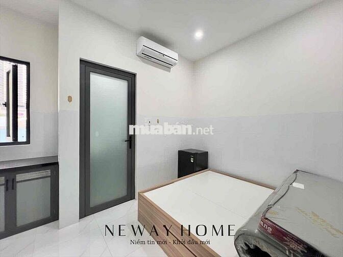 Studio cửa sổ trời sạch tinh tươm ngay gần cầu chữ Y