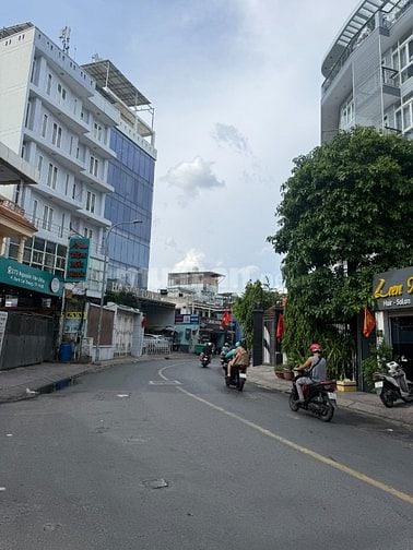 48 Tỷ! Bán MT Ngang HIẾM Nguyễn Văn Đậu Bình Thạnh - 8x22,5m - 4 Tầng